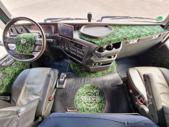 Standard-SZM Volvo FH 500 XL - full air - retarder - costum interi...