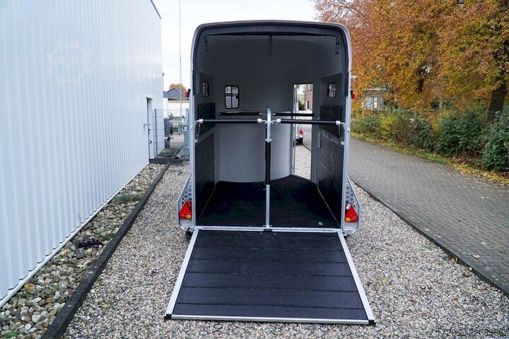 Pferdeanhänger Cheval Liberté GOLD 3 ALU PREMIUM SCHWARZ +SATTELKAMMER