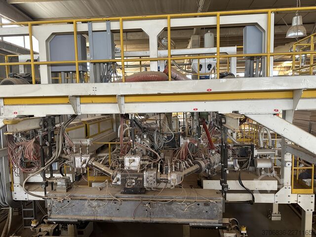 Linha de extrusão de chapas coextrudadas em 3 camadas Fong Kee International Machinery TSE-90/150/150-2400