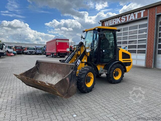 Carregadora de rodas JCB Radlader 407 T4 Radlader nur 1089 h Schaufel+Gab