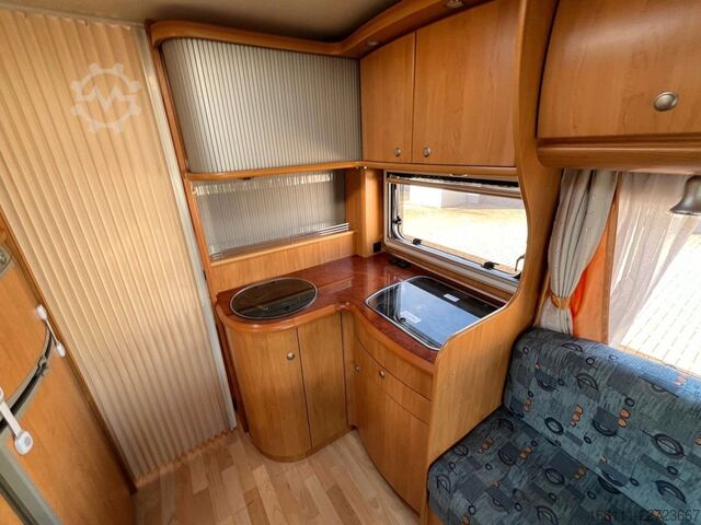 Autocaravana semi-integrada HOBBY T 600 FC- Festbett -  - Klima