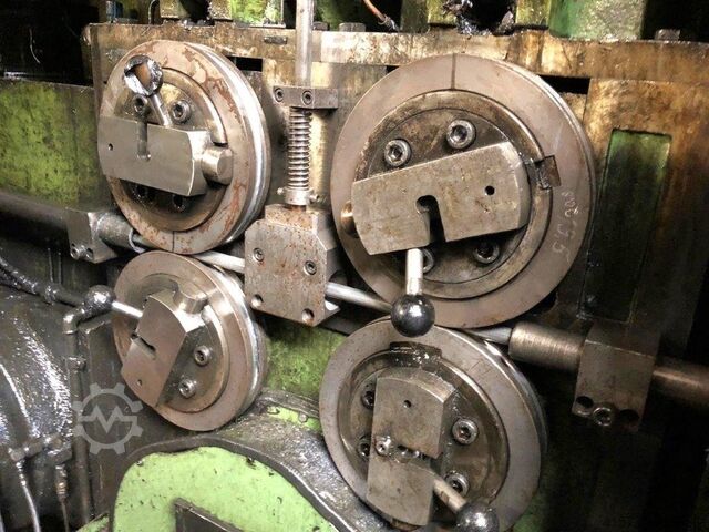 5 matrijzen - 5-slag pers SAKAMURA BPF560S