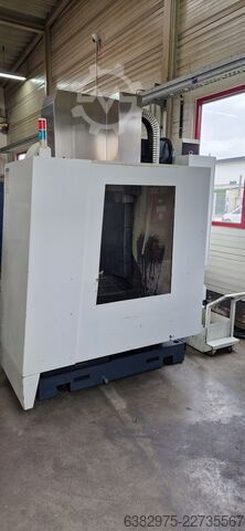 Verticale bewerkingscentrum Mikron mit 14768 Spindelstunden VCE1400+
