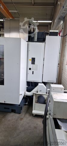 Verticale bewerkingscentrum Mikron mit 14768 Spindelstunden VCE1400+