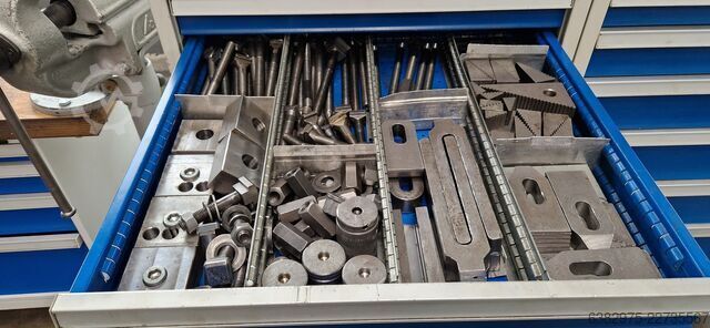 Verticale bewerkingscentrum Mikron mit 14768 Spindelstunden VCE1400+