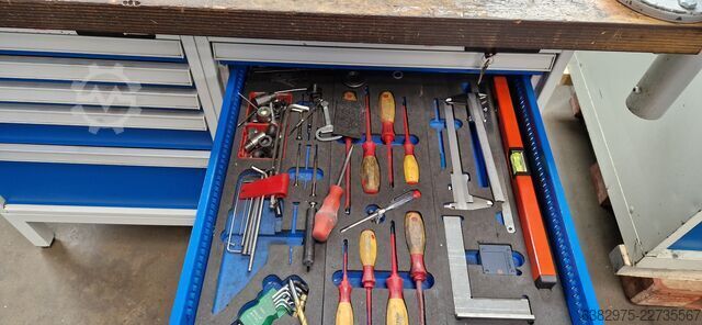 Verticale bewerkingscentrum Mikron mit 14768 Spindelstunden VCE1400+