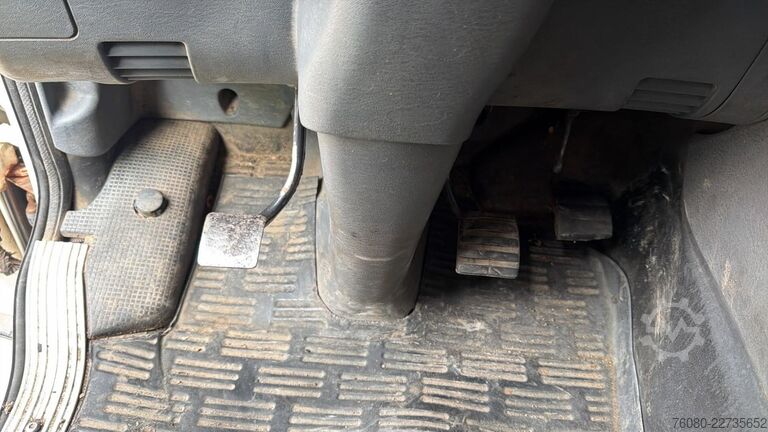 Chassis com cabina Scania 124 - 400 (MANUAL PUMP / POMPE MANUELLE / BOITE...