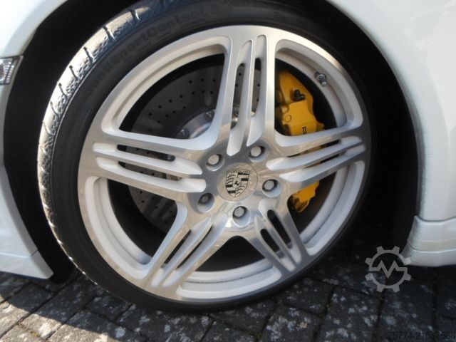 Furgon PORSCHE 911 Turbo Cabrio