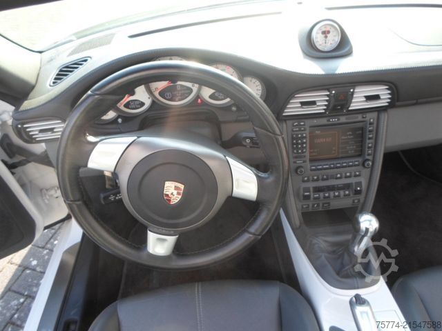 Furgon PORSCHE 911 Turbo Cabrio