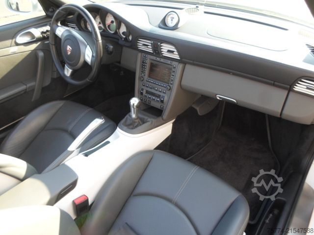 Furgon PORSCHE 911 Turbo Cabrio