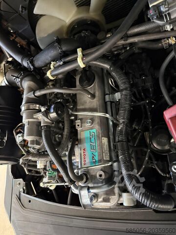 Gaffeltruck Toyota 10979 - 02-8FGL15