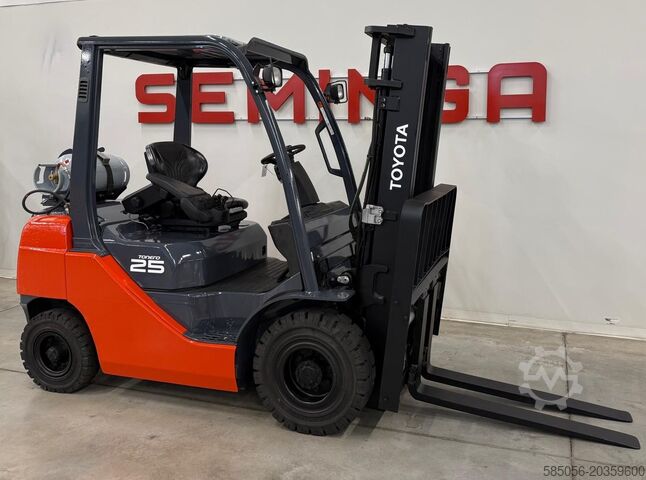 Gaffeltruck Toyota 10969 - 8FGF25