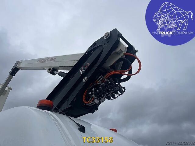 Plataforma elevadora Renault Master 130 CV