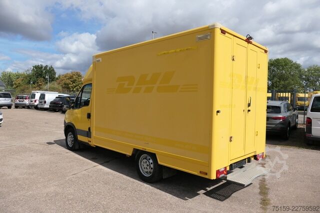 Furgoneta caja iveco Daily 35 S11 C30C KURZ AUTOMATIK KAMERA Regale LUFT DURCHGANG EURO-5 CoC