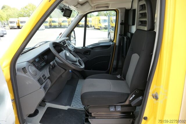 Furgoneta caja iveco Daily 35 S11 C30C KURZ AUTOMATIK KAMERA Regale LUFT DURCHGANG EURO-5 CoC