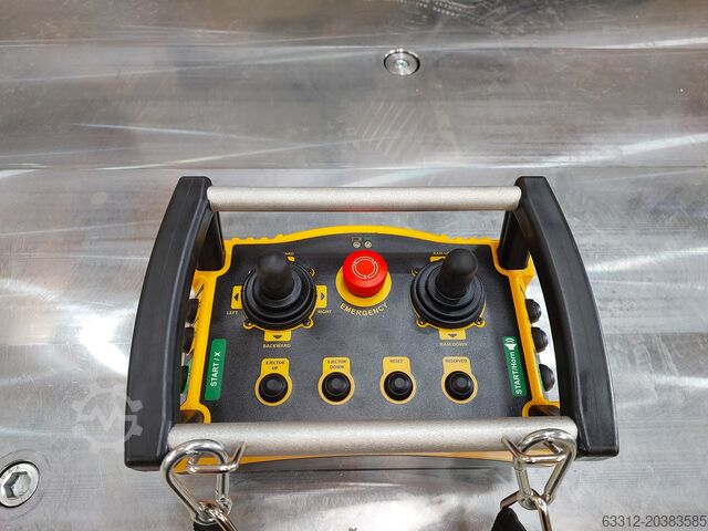 Prensa enderezadora hidráulica de pórtico Hidrobrasil 200 T Richtpresse Portalbauweise