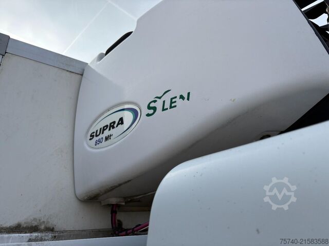 Refrigerated/freezer transport Renault Midlum 220 DXI + CARRIER 850 supra + EURO 5 + l...