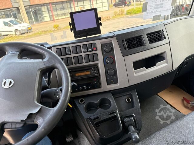 Chladírenská/mrazírenská přeprava Volvo FL 240 + THERMO KING + CHEREAU + EURO 5 + LIFT