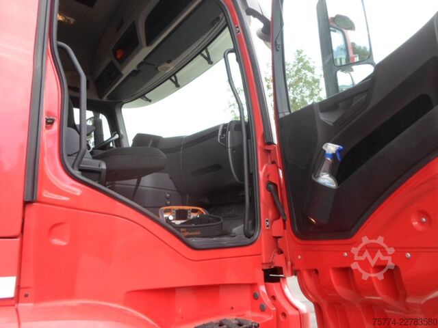 Gru montata su autocarro MERCEDES-BENZ 2648/6x4/HMK  4 L/ Montagekran