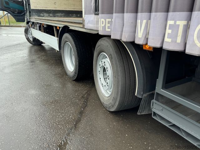 Plattewagen met zeil VOLVO FM 410 / LBW / 2 x AHK / LENKACHSE / 19 PAL