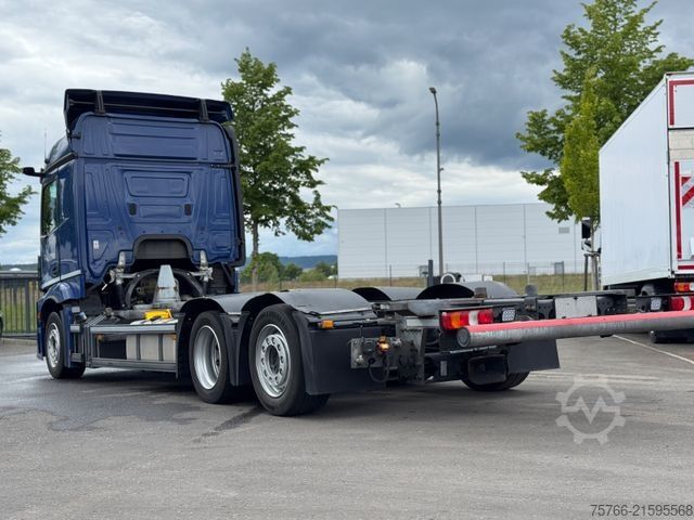 Camion porte-caisses amovibles MERCEDES-BENZ ACTROS 2546 L / LENKACHSE / 90 TKM !