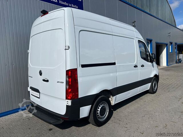 Furgone MERCEDES-BENZ Sprinter 211 9G-TRONIC KLIMA NAVI KAMERA 3-SITZE