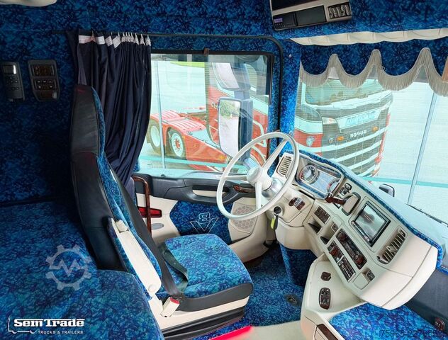 Standard tractor unit SCANIA S520 V8 NGS FULL OPTIONS RETARDER 2x TANKS SPECI