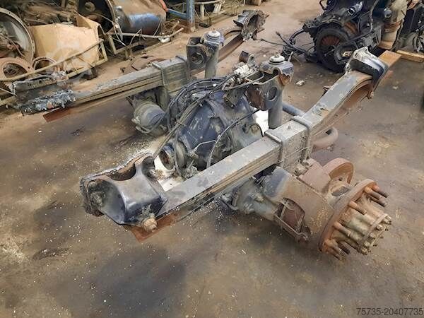 Achteras VOLVO RS1332SV