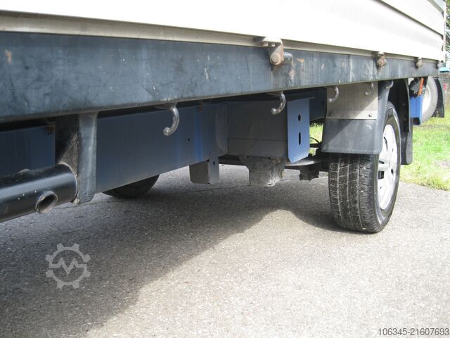 Furgão com caixa de carga Opel Movano B