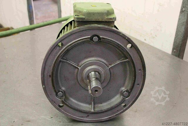Elektromotor 5,5 kW 2828 Rpm unbekannt 4A112M4Y3