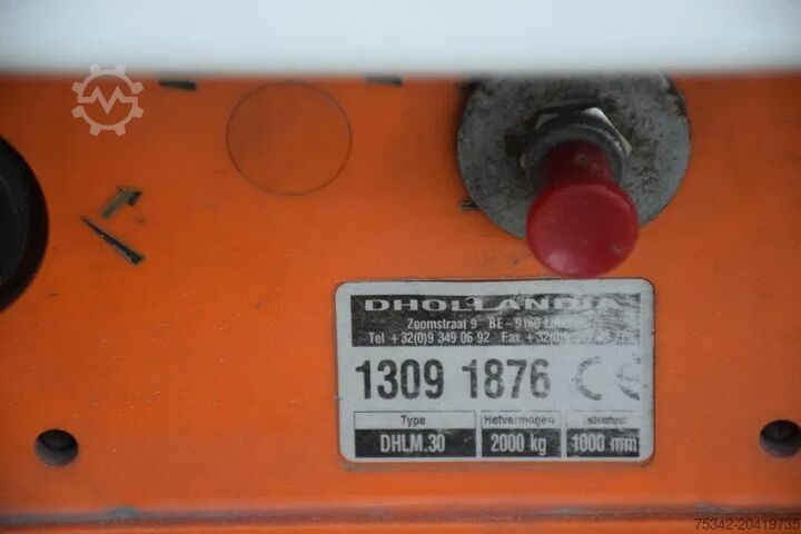 Suitcase Volvo FE 300