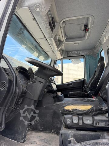 Camión hormigonera IVECO TRAKKER 400