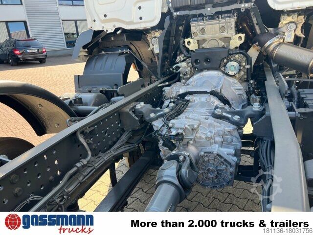 Kiepwagen Mercedes-Benz Arocs 3240 8x4, Meiller 3-Seiten Kipper, ca. 14m³