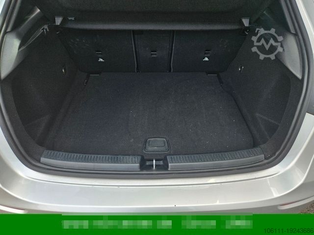 Fourgon MERCEDES-BENZ A 200 A -Klasse  Navigation Kamera