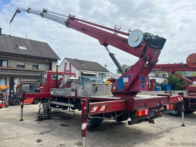 Φορτηγό με γερανό ανυψώσεως MERCEDES-BENZ 814 Dachdeckerkran Böcker AK 32/1200*Arbeitskorb