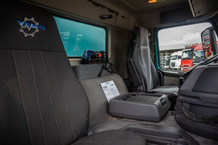 Laadplatform VOLVO FM 460 - 126 453 KM - PM 22024 SP