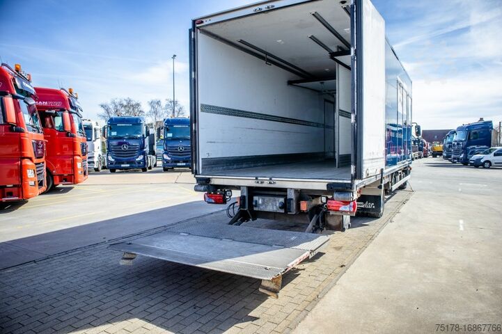 Kølet/frosset transport MAN TGL 12.220 BL - THERMOKING