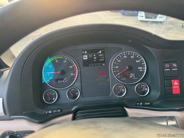 Camión de bebidas MAN TGX 26.460**LIFT/LENKACHSE*GETRÄNKEWAGEN*