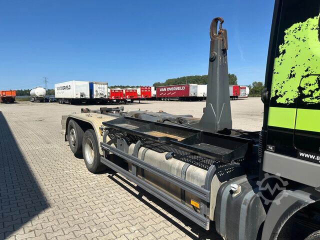 Haakarm Mercedes-Benz Actros 2646 MP3 ACTROS 2646 V6 6x2 / 3 PEDALS /...