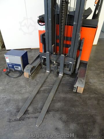 Wózek reach truck Linde R10B-1120-00