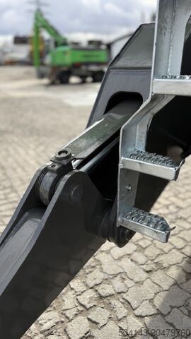 Malzeme sorumlusu Sennebogen 835 M-HDS Series E