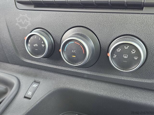 Kufr RENAULT MASTER 2.3 Bakwagen Deuren!