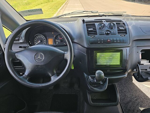 Kombi s vysokou střechou MERCEDES-BENZ VITO