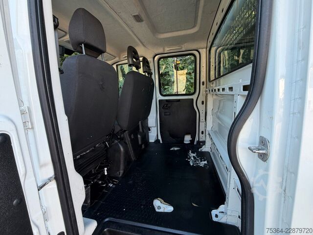 Furgone pick-up IVECO Daily 35S12 Hpi Doppelkabine Pritsche Ahk Kran