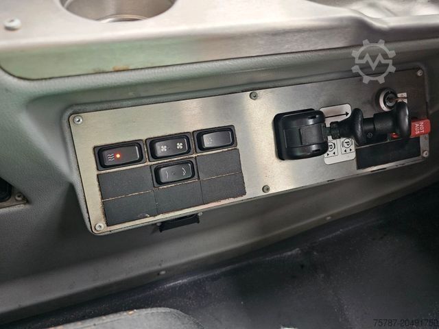 City bus MERCEDES-BENZ O530 LE, Retarder, Evobus, Fahrerklima