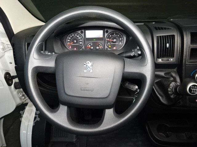 High top van PEUGEOT Boxer HDi 333 L2H2 S&S Pro Klima