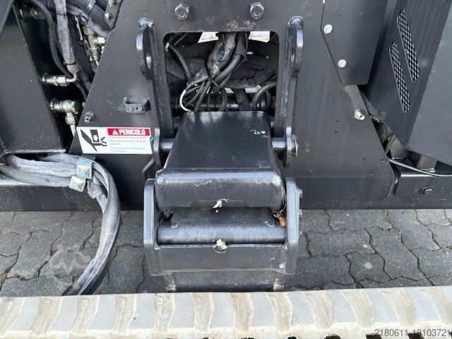 Plataforma de trabajo sobre orugas Platform Basket PB 18.90 pro