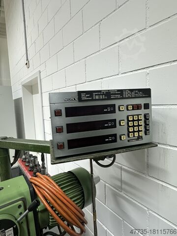 Mašina za mlevenje alata MIKRON WF2