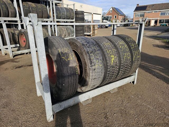 Chassis GOOD YEAR TRAILERTIRE.