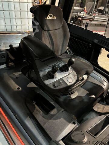 Elektrisk 4 -hjulet gaffeltruck Linde E20-01